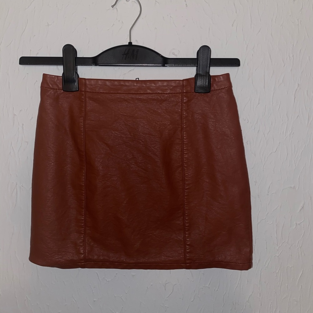 Forever 21 Faux Leather Skirt Size Small